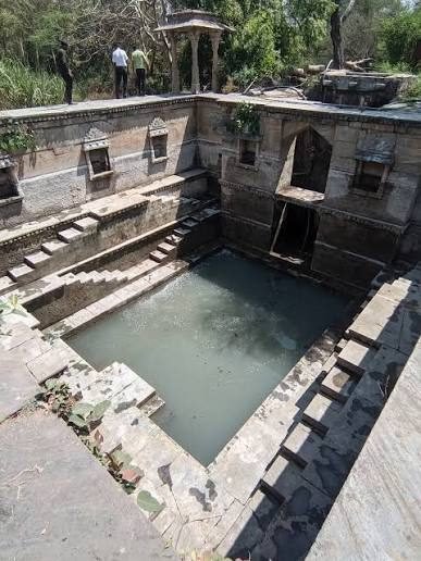 Heera Bavdi