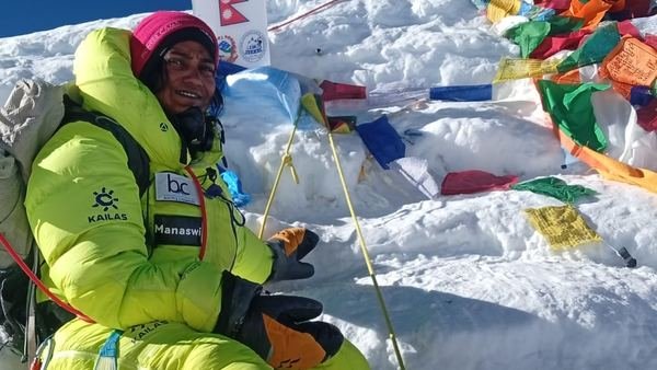 Udaipur की बेटी ने Everest पर फहराया तिरंगा, जानिए Mansvi Agrawal की संघर्ष से सफलता तक की कहानी